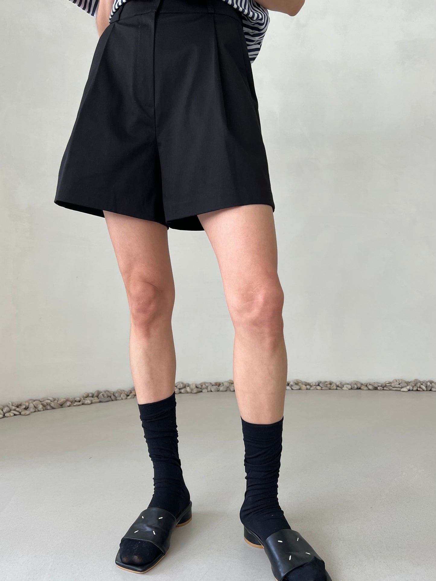 BASIC SPAN SHORTS