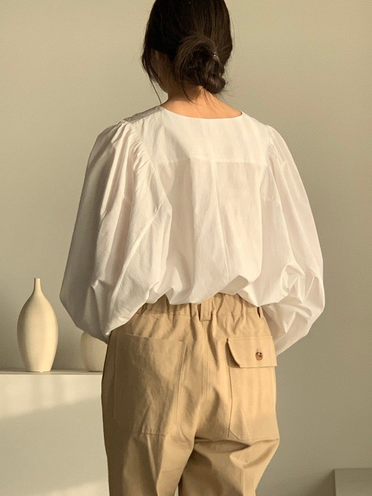 V PUFF BLOUSE