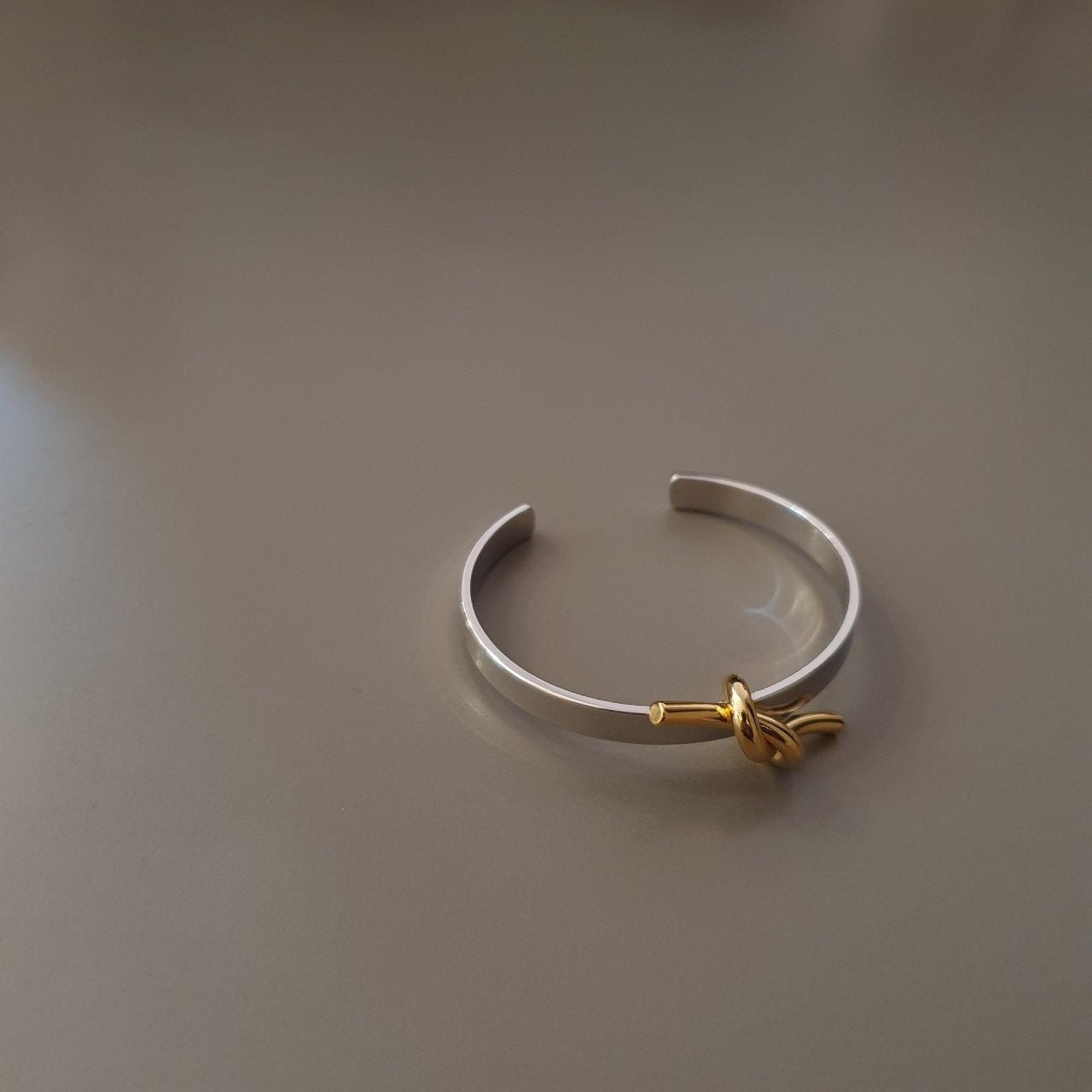 TIED BANGLE