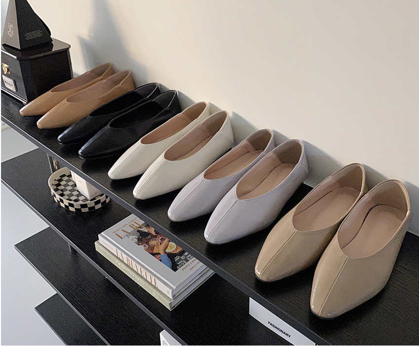 TTF FLAT SHOES