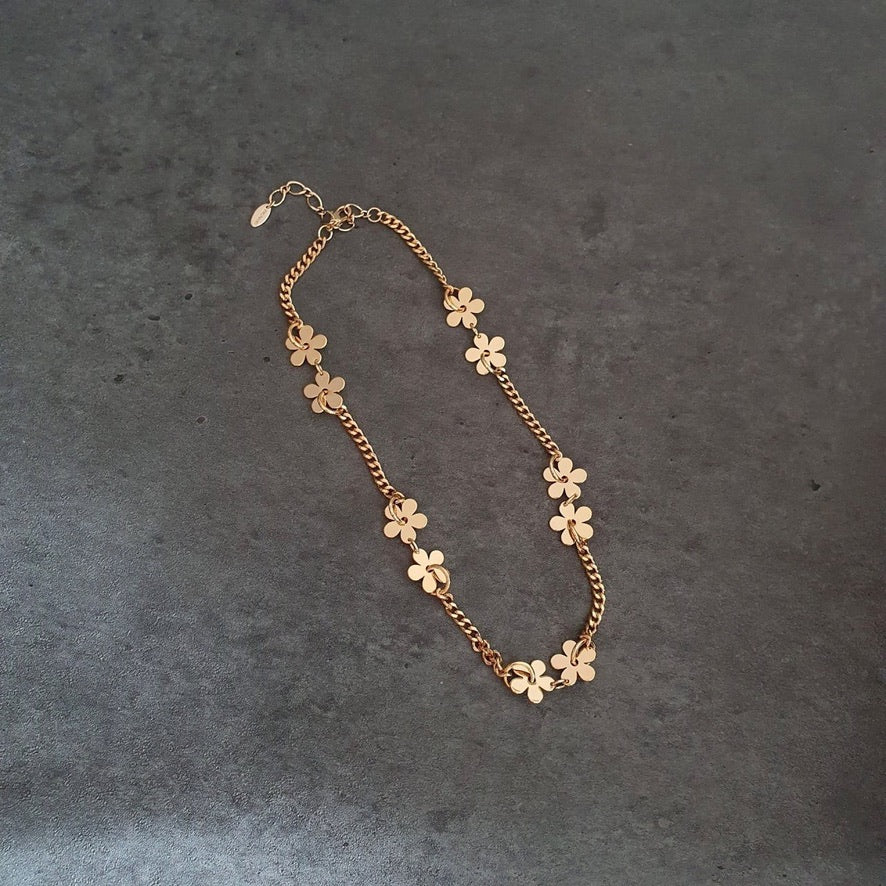 FLOWER NECKLACE